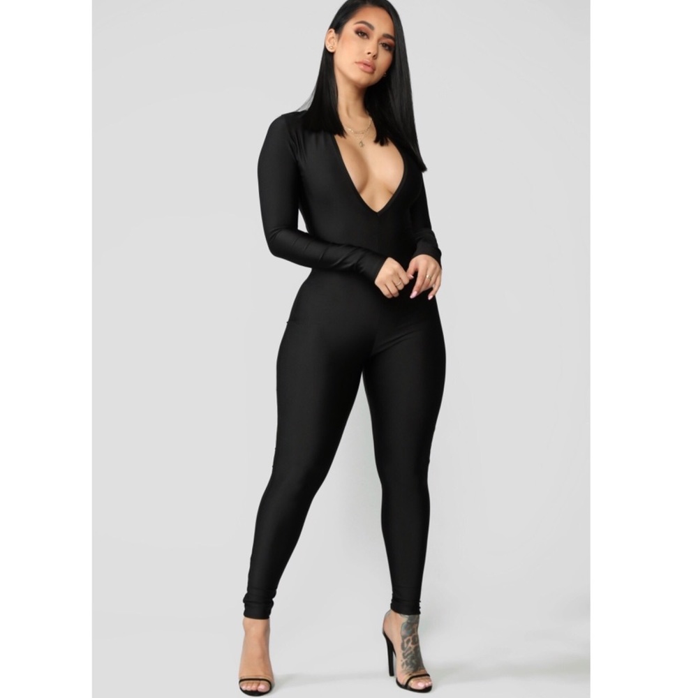 Jumpin’ into it jumpsuit black